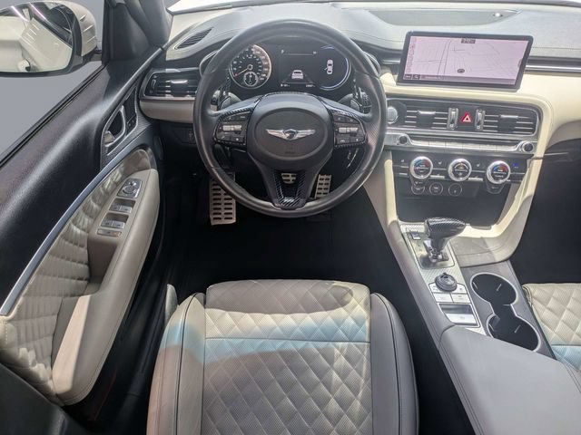 Used 2023 Genesis G70 2.0T w/ Sport Prestige Package RWD image 15