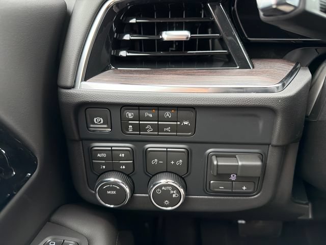 New 2026 Chevrolet Suburban LS w/ LS Custom Edition AWD/4WD image 28