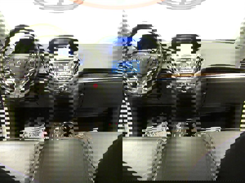 Used 2018 Acura MDX SH-AWD w/ Technology Package image 2