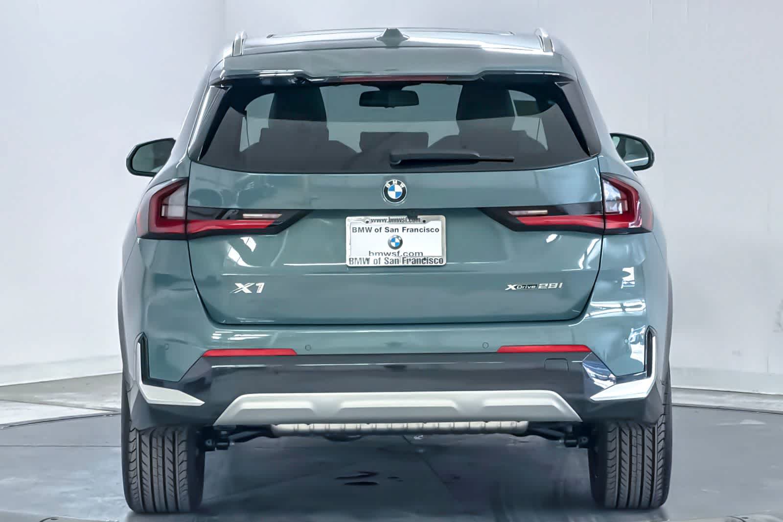New 2027 BMW X1 xDrive28i w/ Technology Package AWD/4WD image 7