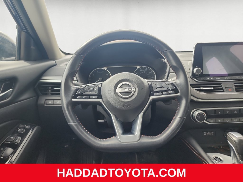 Used 2024 Nissan Altima 2.5 SR AWD/4WD image 13