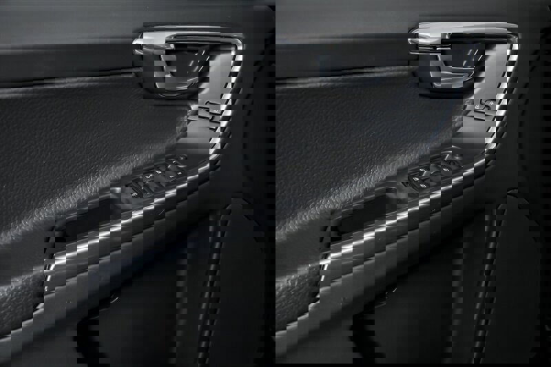 Used 2012 Volvo XC60 3.2 Premier AWD/4WD image 13