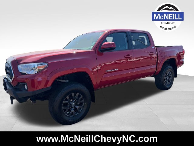 Used 2021 Toyota Tacoma SR5 AWD/4WD image 3