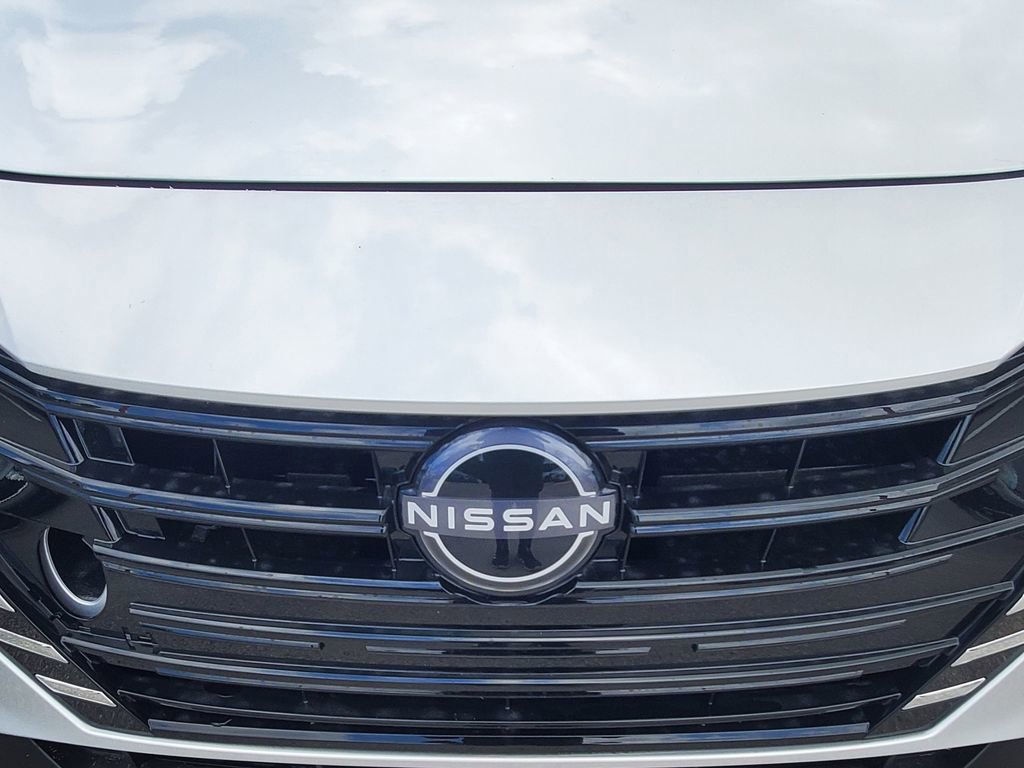 New 2025 Nissan Versa SV image 11