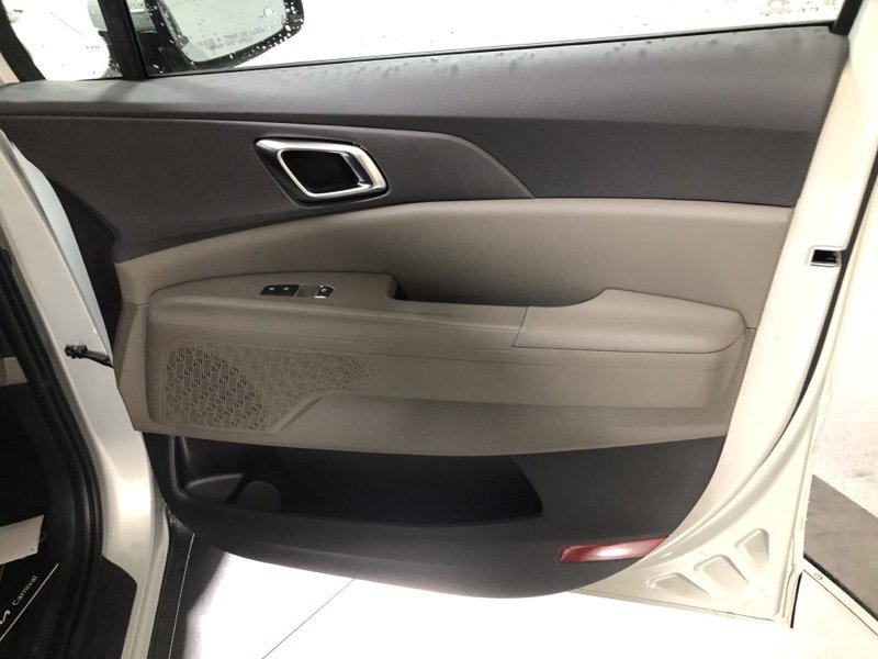 New 2026 Kia Carnival SX image 18