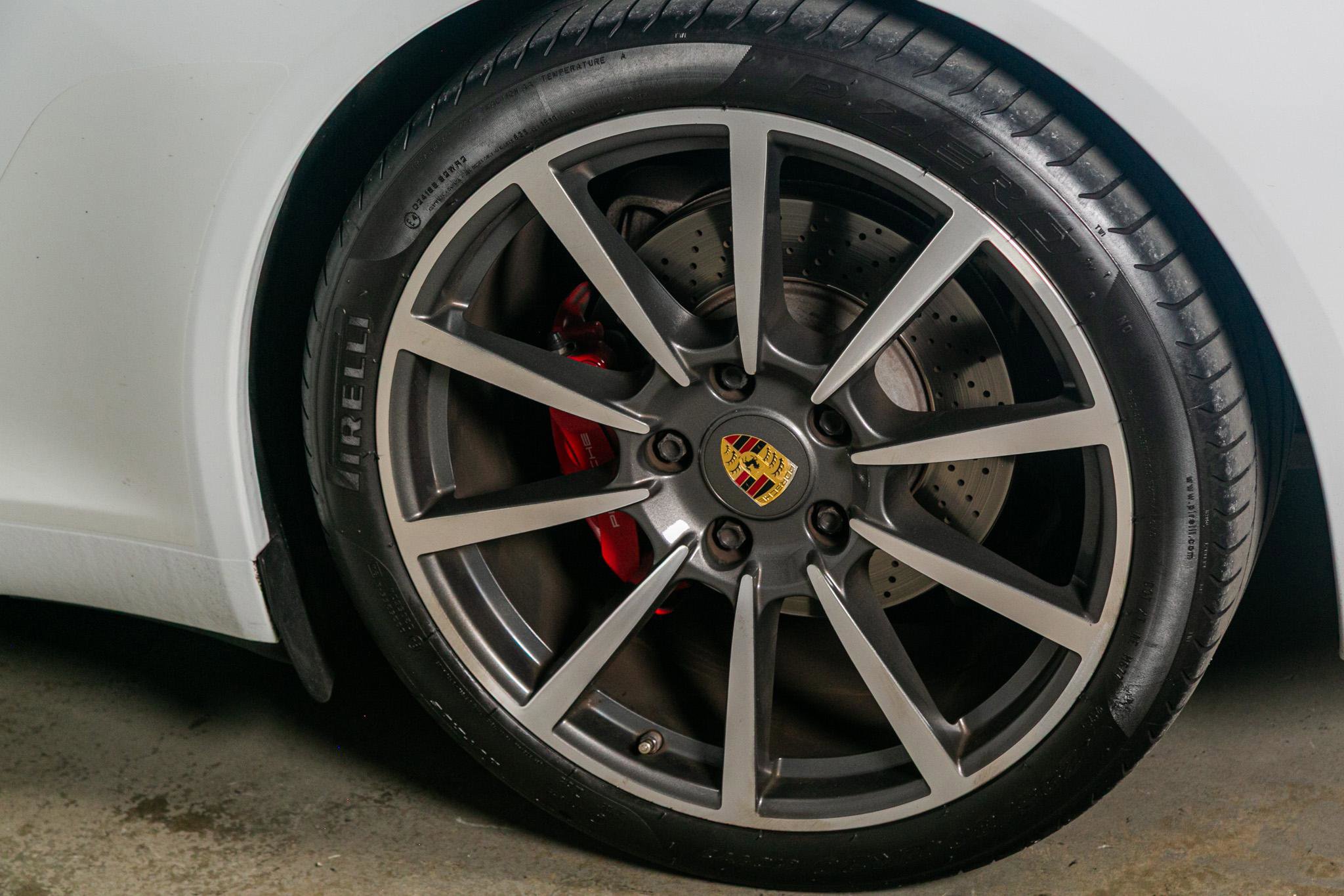 Used 2015 Porsche 911 Carrera S image 18