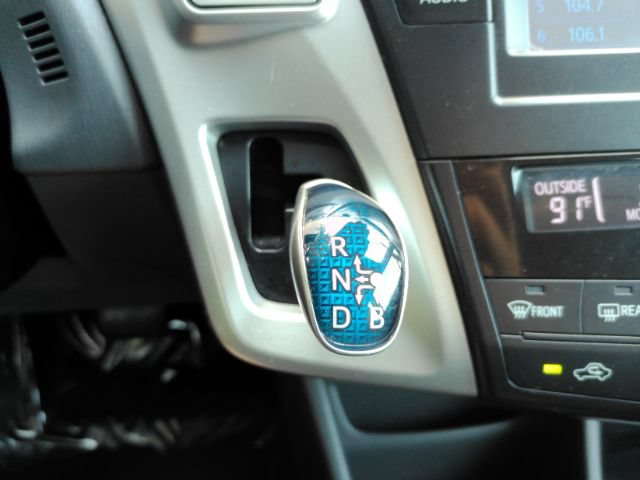 Used 2012 Toyota Prius V Two FWD image 38