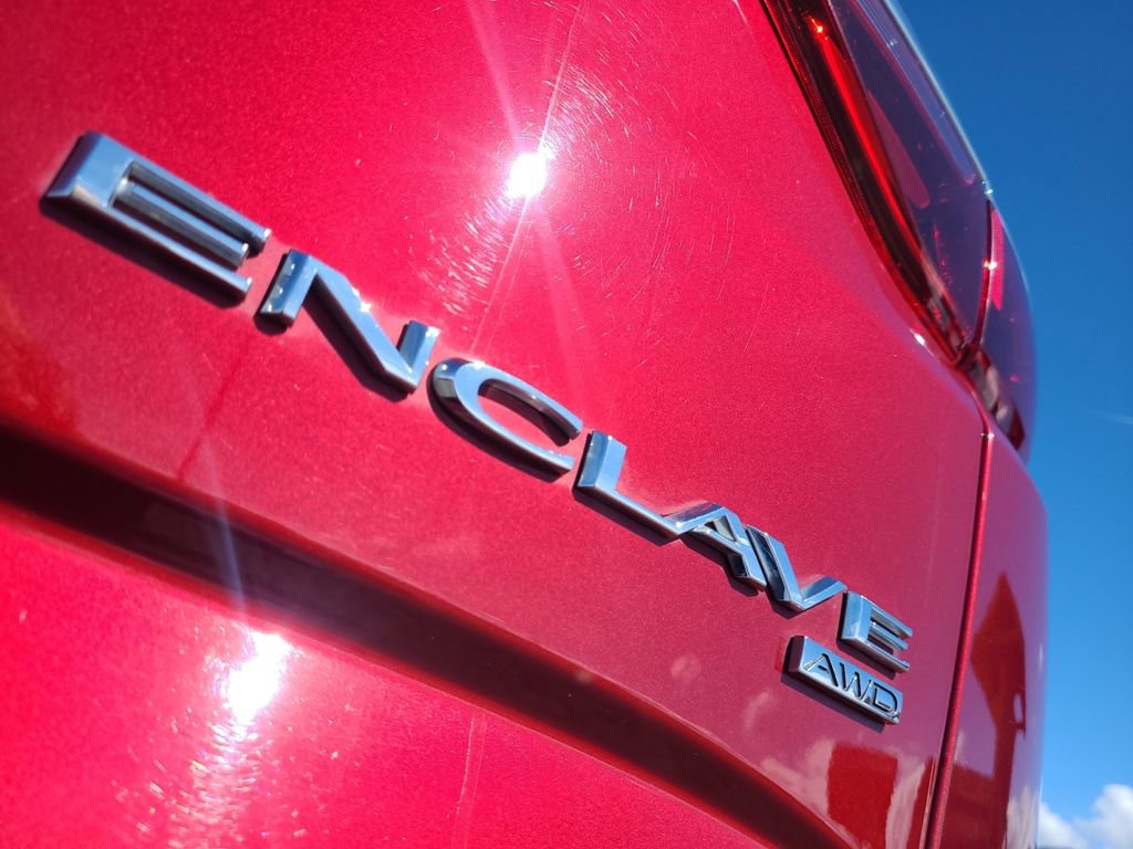 Used 2018 Buick Enclave Essence image 17