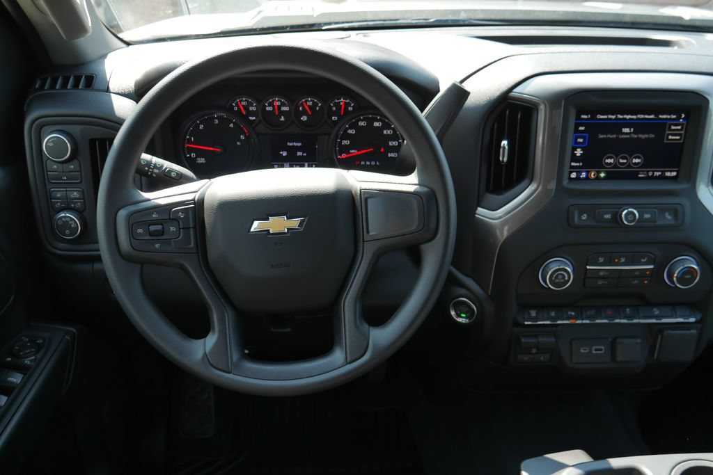 New 2026 Chevrolet Silverado 2500 Custom w/ Custom Value Package AWD/4WD image 17