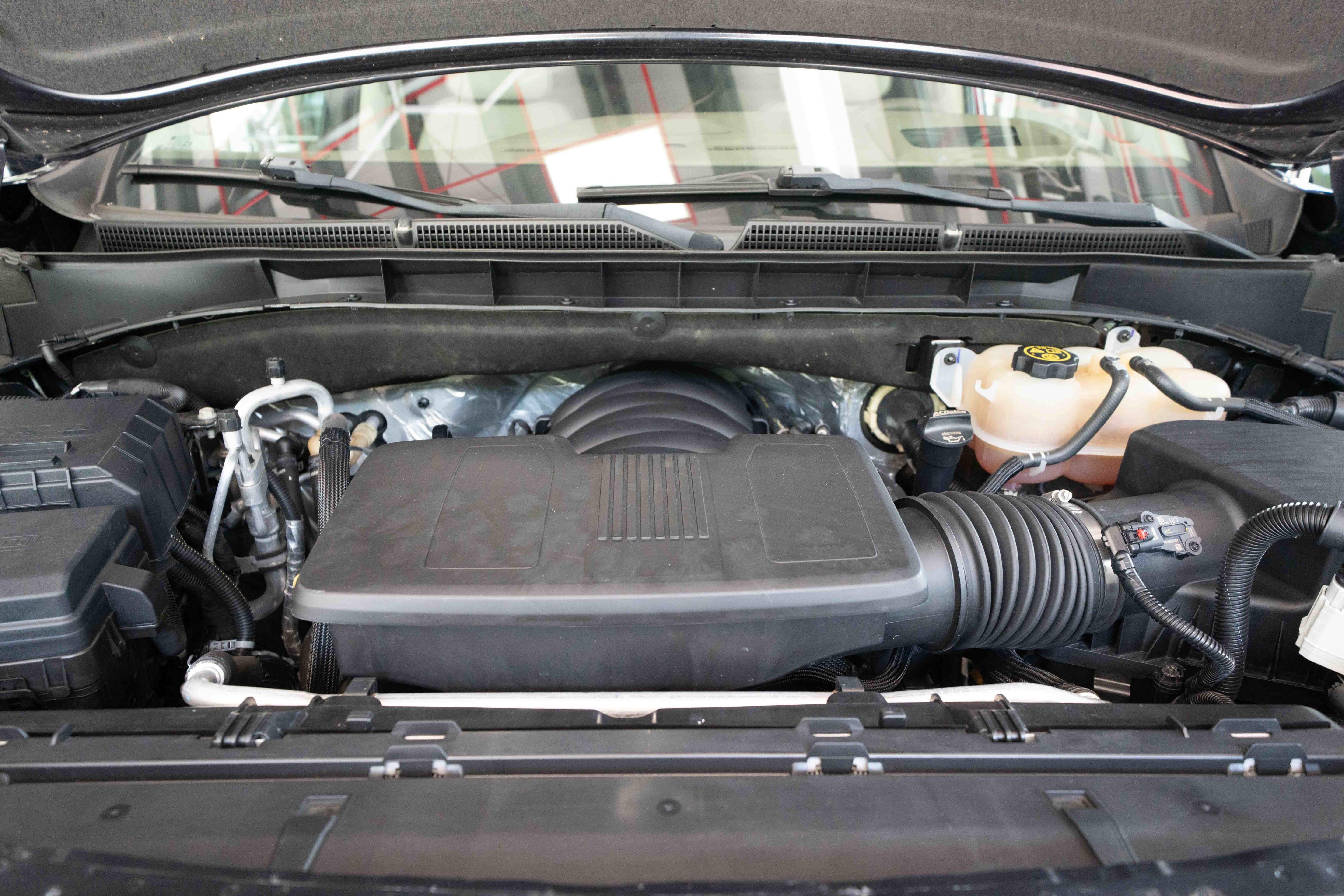 Used 2023 GMC Yukon XL Denali AWD/4WD image 31
