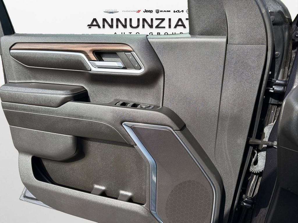 Used 2023 Chevrolet Silverado 1500 LT w/ Protection Package image 28