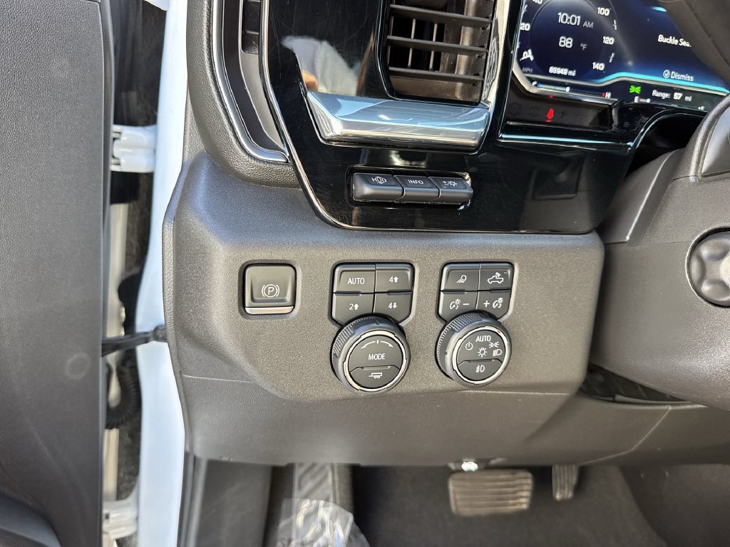 Used 2022 Chevrolet Silverado 1500 High Country w/ Technology Package AWD/4WD image 55