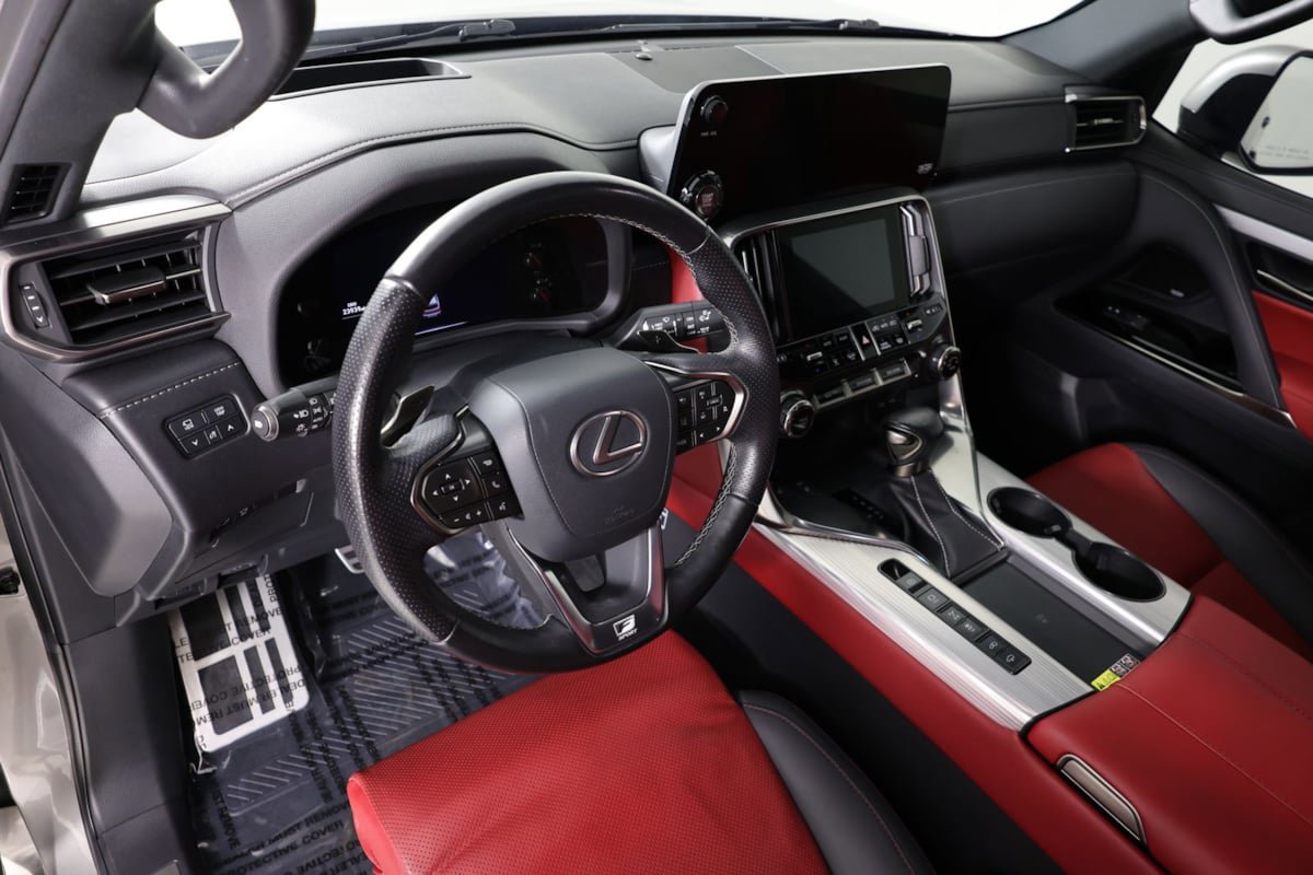 Used 2023 Lexus LX 600 F Sport w/ Accessory Package (Z1) AWD/4WD image 24