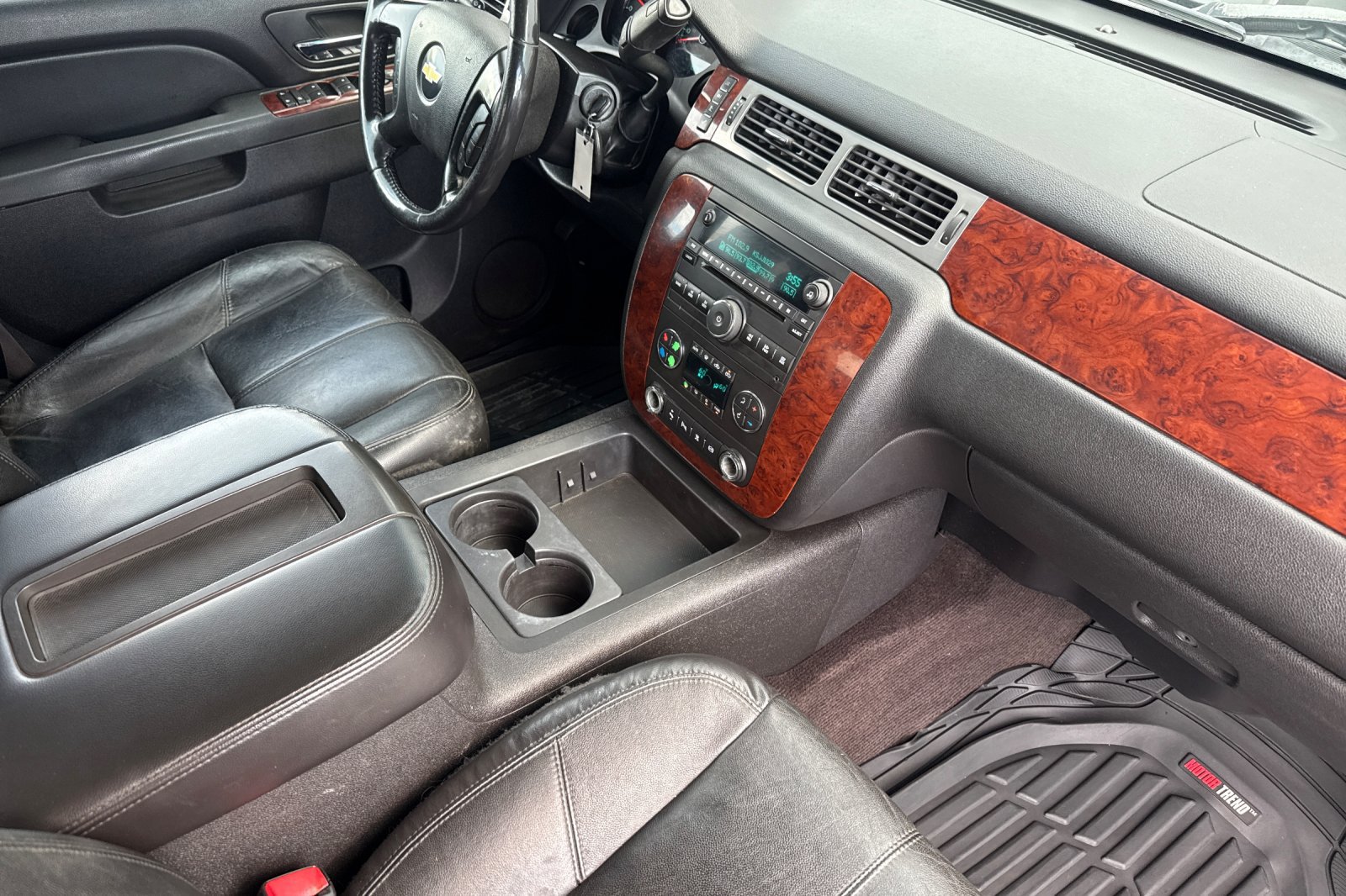 Used 2011 Chevrolet Silverado 2500 LTZ w/ LTZ Plus Package AWD/4WD image 17