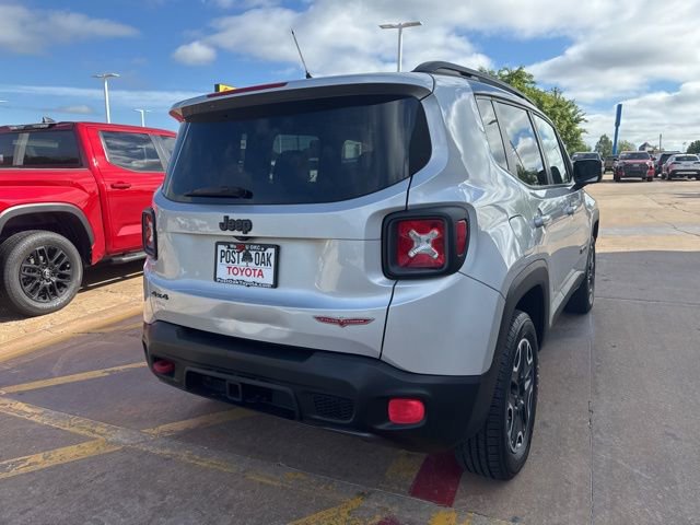 Used 2015 Jeep Renegade Trailhawk w/ Premium Leather Group AWD/4WD image 6