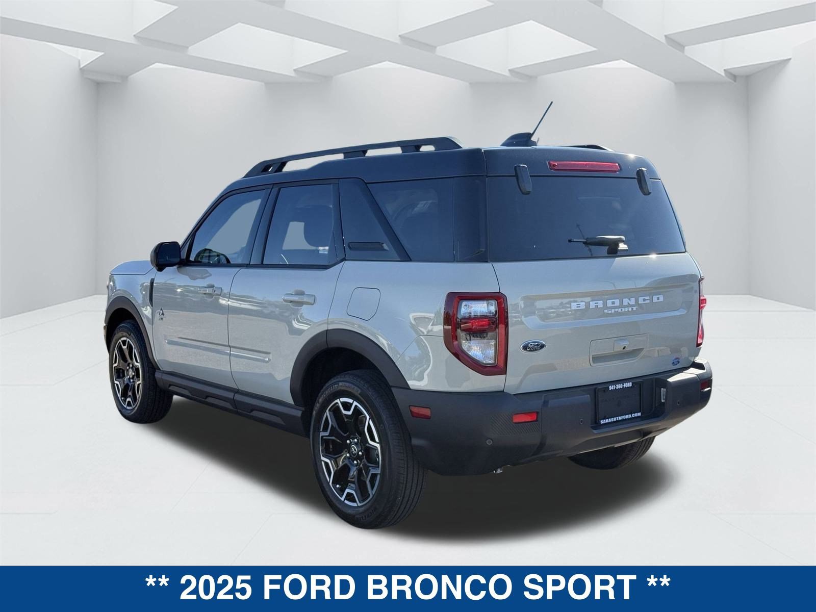 New 2025 Ford Bronco Sport Outer Banks w/ Outer Banks Tech Package+ image 6