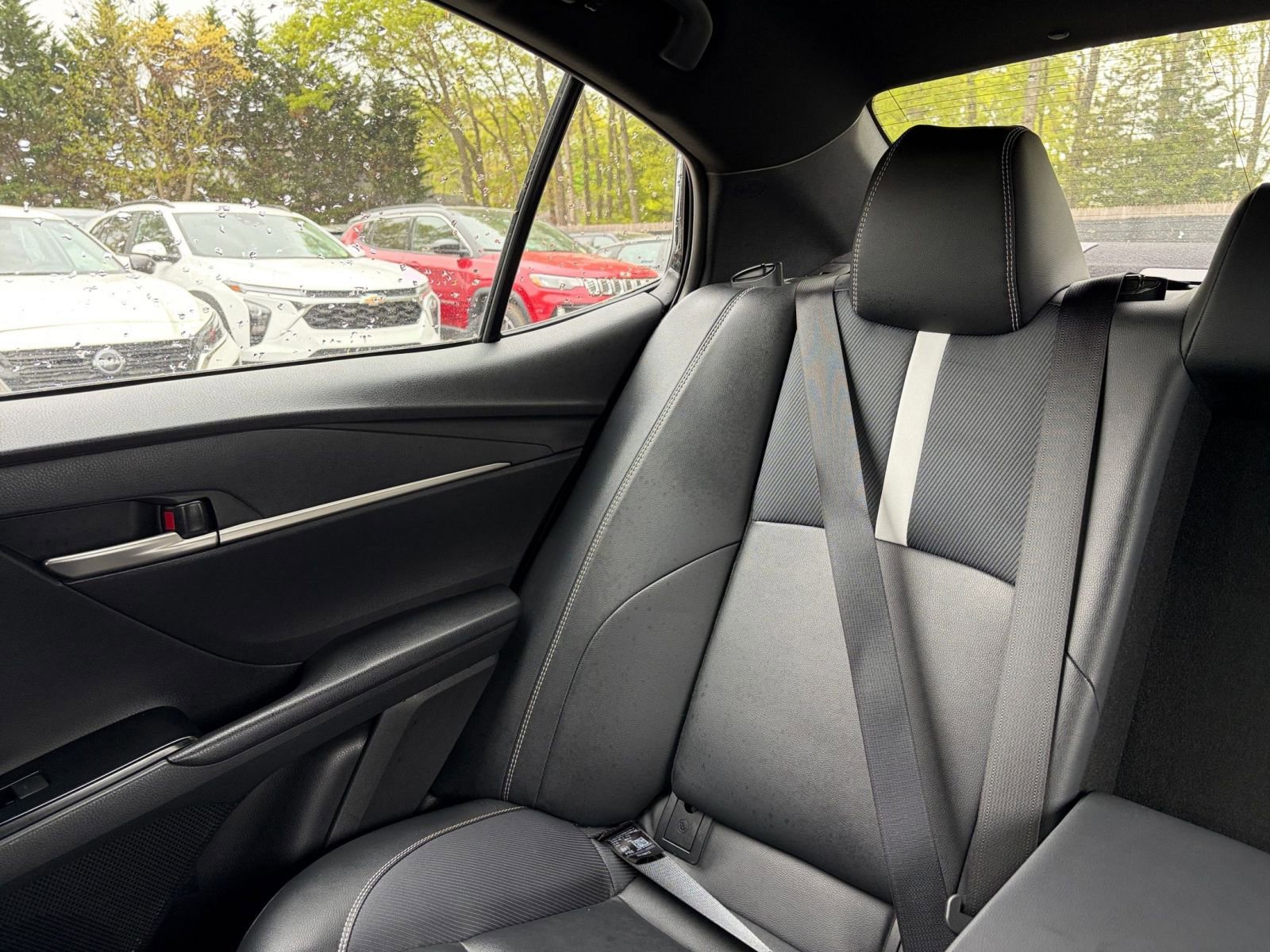 Used 2025 Toyota Camry SE FWD image 39
