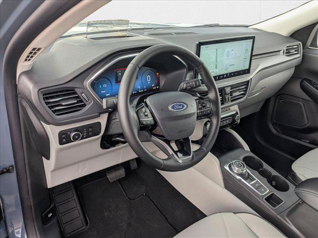 New 2025 Ford Escape SE w/ PHEV Premium Package FWD image 2