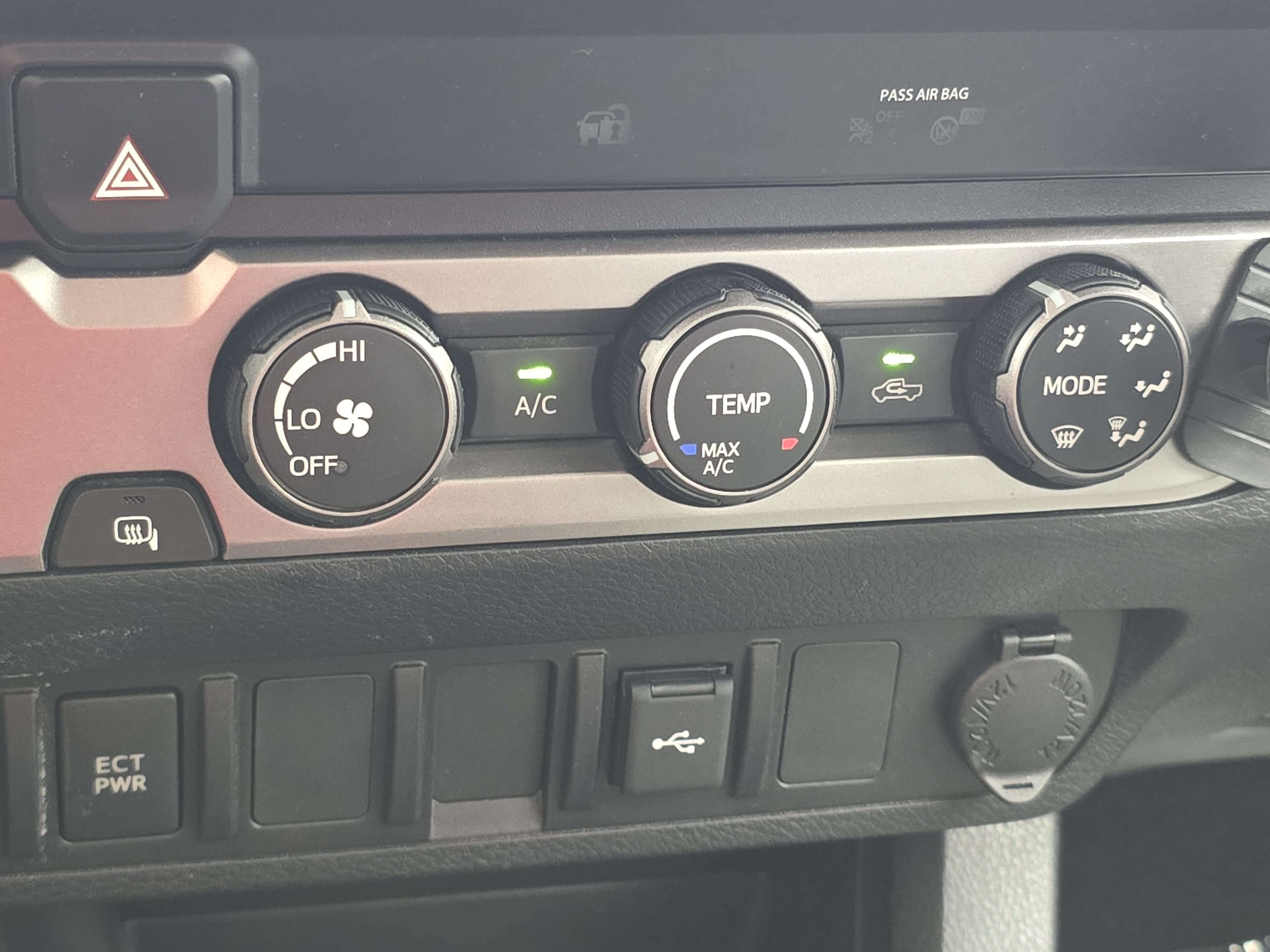 Used 2023 Toyota Tacoma SR w/ SR Convenience Package RWD image 22