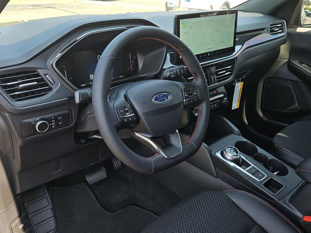 Used 2025 Ford Escape ST-Line w/ Tech Pack #1 FWD image 24