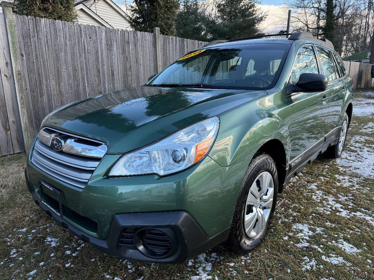 Used 2014 Subaru Outback 2.5i image 2