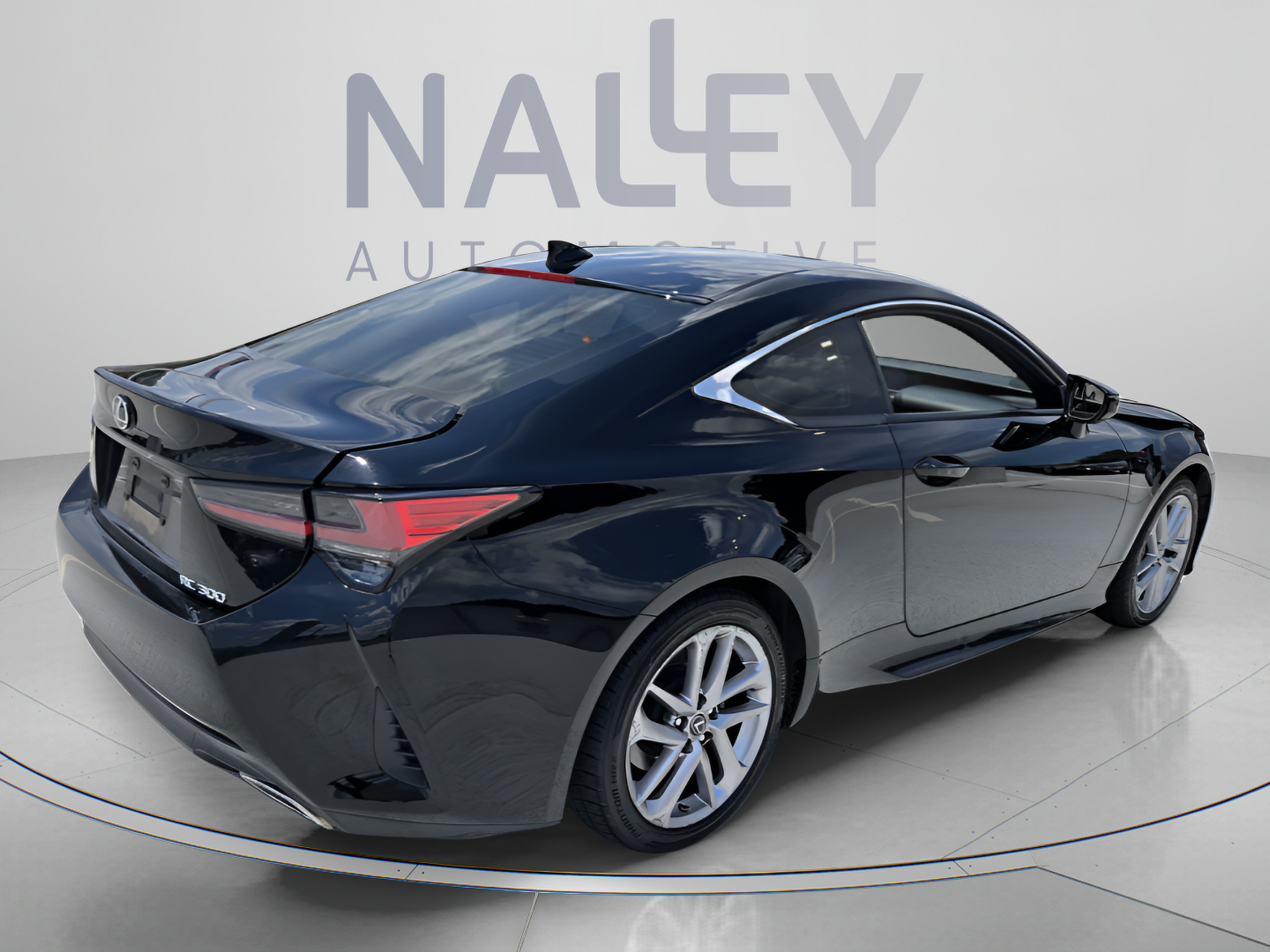 Used 2019 Lexus RC 300 RWD image 4