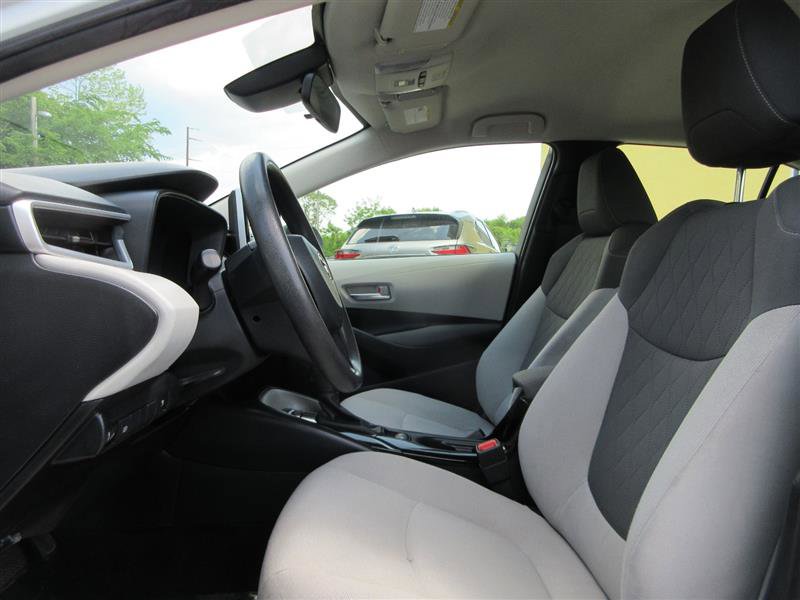 Used 2021 Toyota Corolla LE FWD image 17