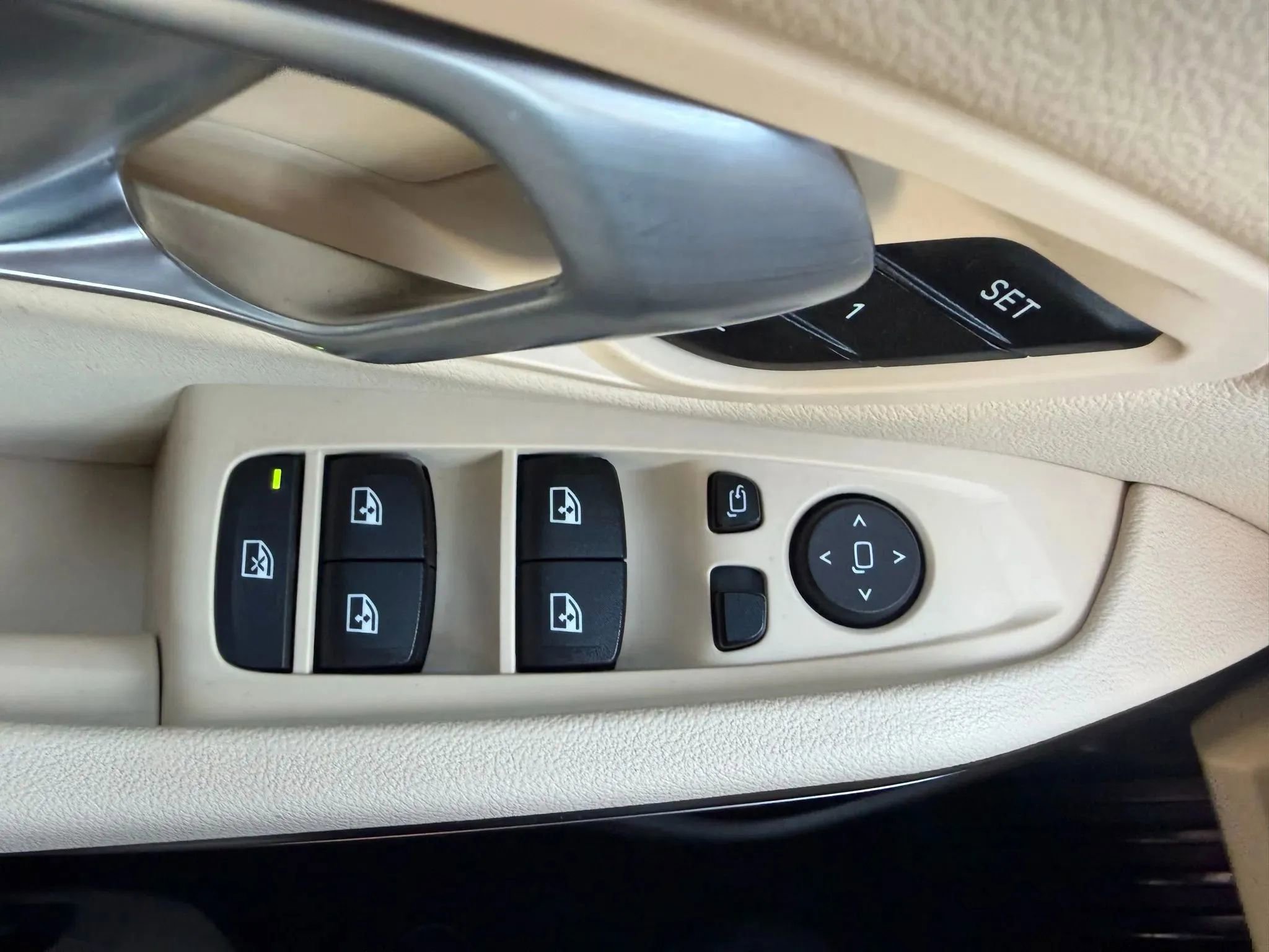 Used 2022 BMW 330i xDrive Sedan w/ Driving Assistance Package image 22