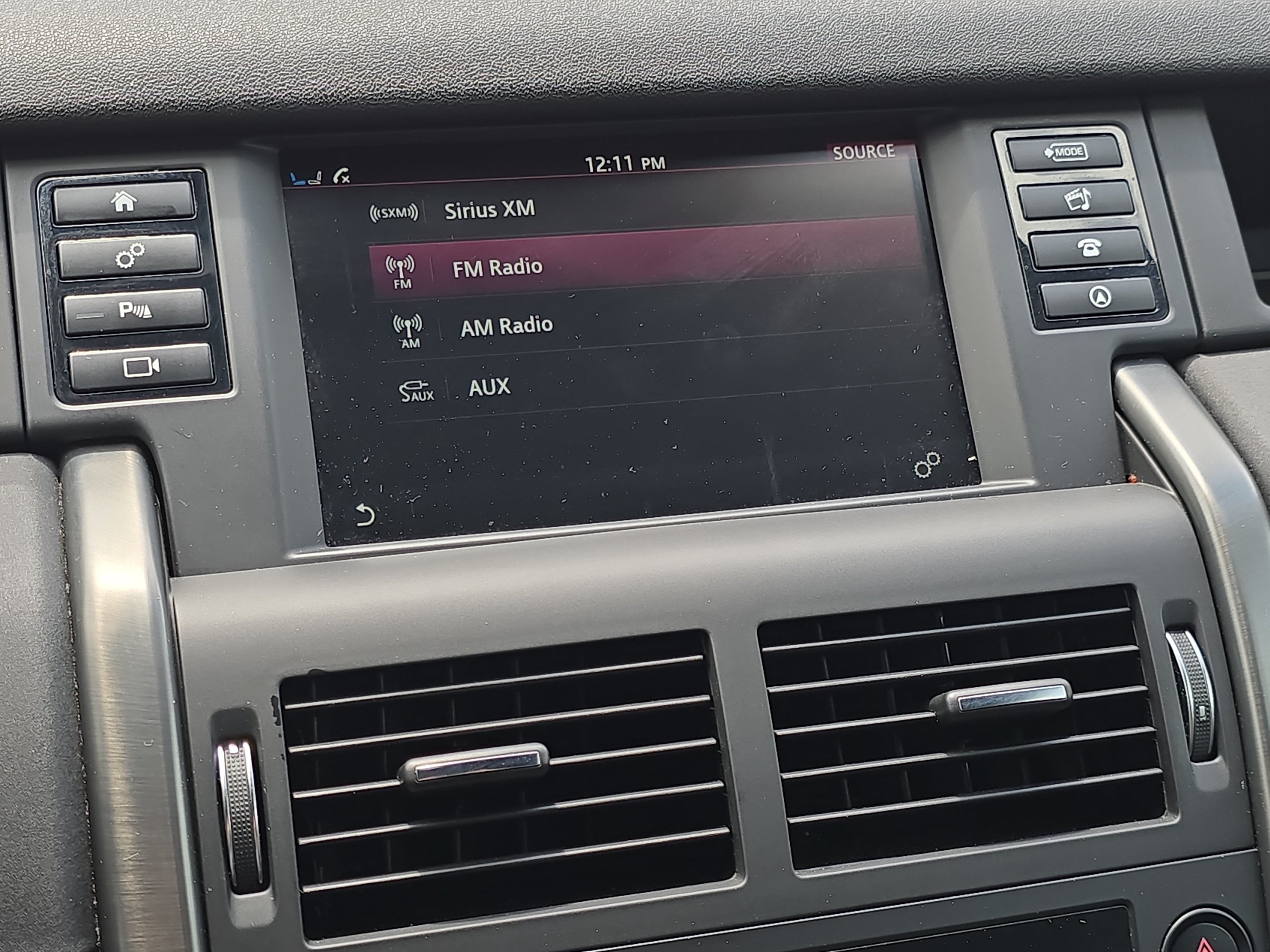Used 2019 Land Rover Discovery Sport AWD/4WD image 21