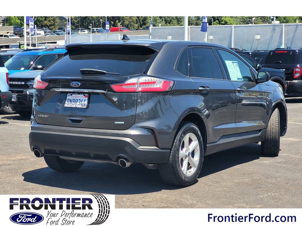 Used 2020 Ford Edge SE FWD image 4