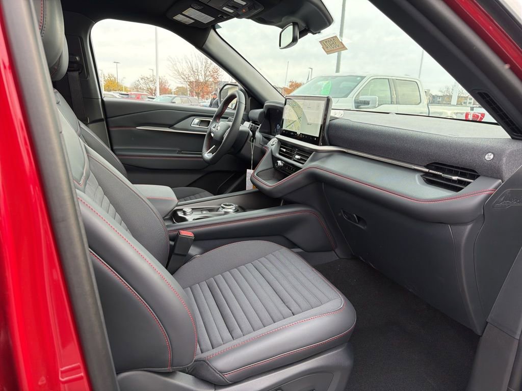 New 2026 Ford Explorer ST-Line w/ ST-Line Street Pack image 21