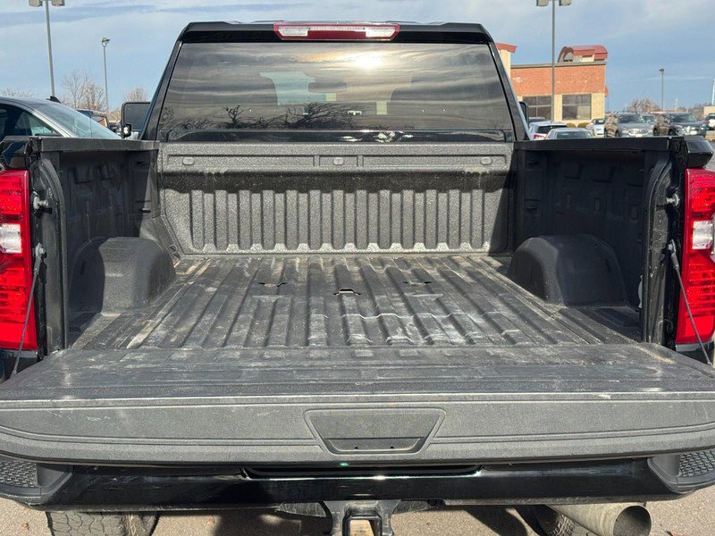 Used 2024 Chevrolet Silverado 2500 Custom w/ Custom Value Package image 4
