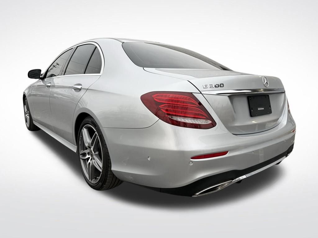 Used 2019 Mercedes-Benz E 300 w/ Premium 1 Package image 4
