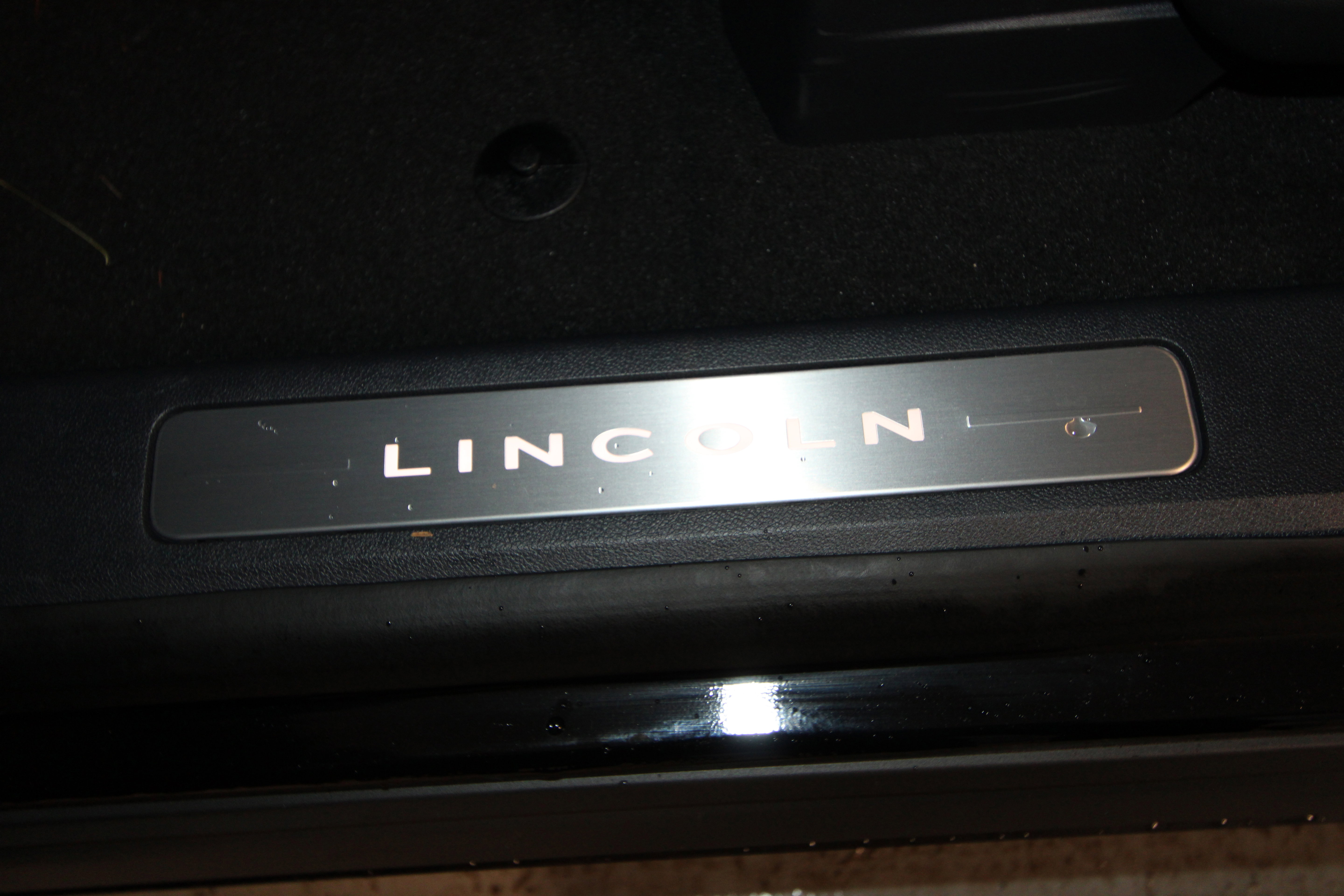 New 2026 Lincoln Aviator Reserve image 6