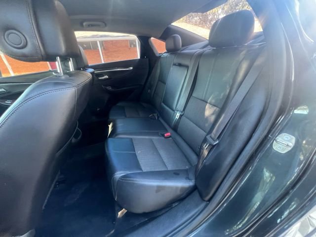 Used 2014 Chevrolet Impala LT w/ Convenience Package image 7