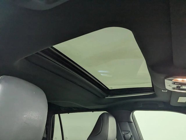 Used 2021 Toyota Highlander XSE image 29