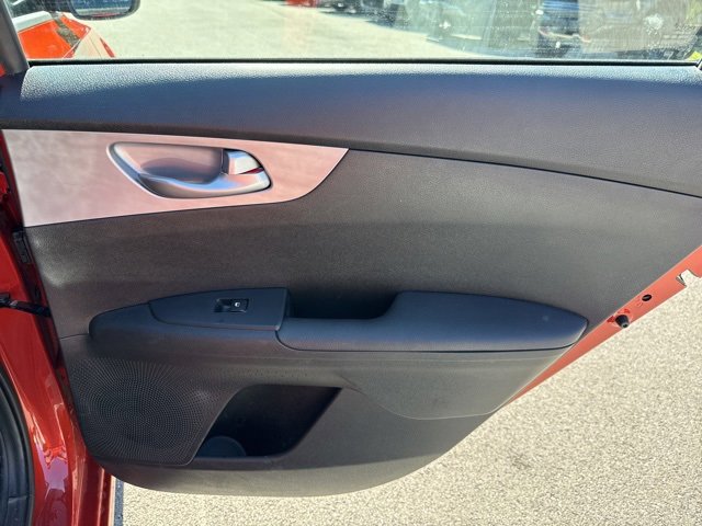 Used 2023 Kia Forte LXS image 10