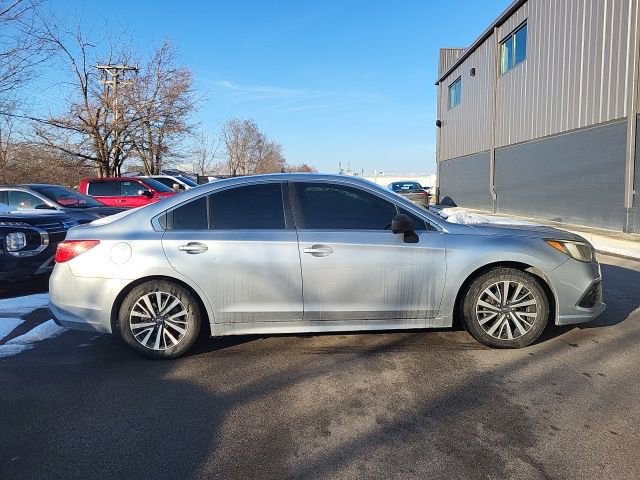 Used 2018 Subaru Legacy 2.5i Premium w/ Moonroof Package image 2