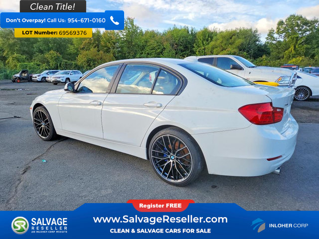 Used 2015 BMW 320i xDrive Sedan AWD/4WD image 3