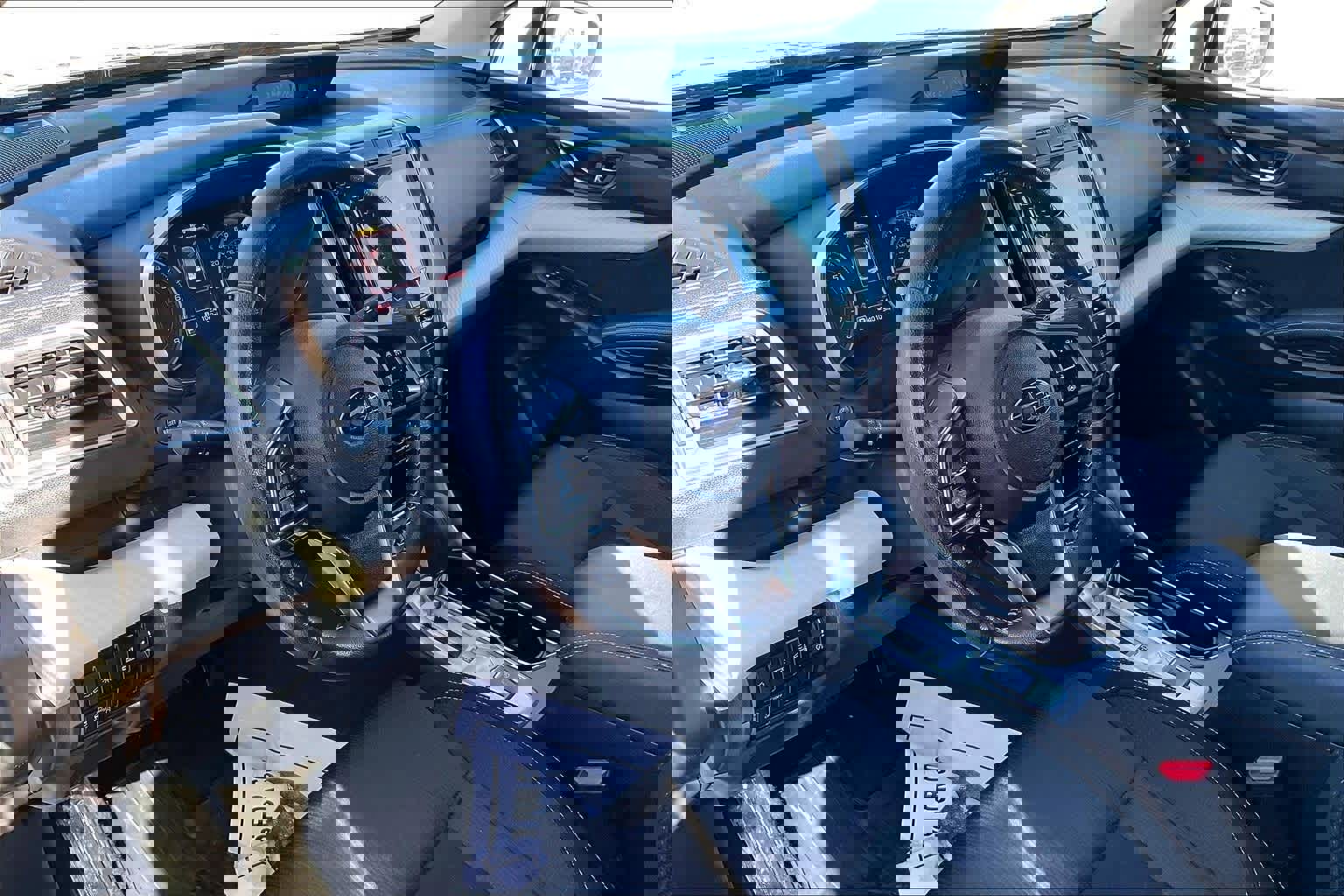 Used 2022 Subaru Ascent Premium w/ Convenience Package image 2