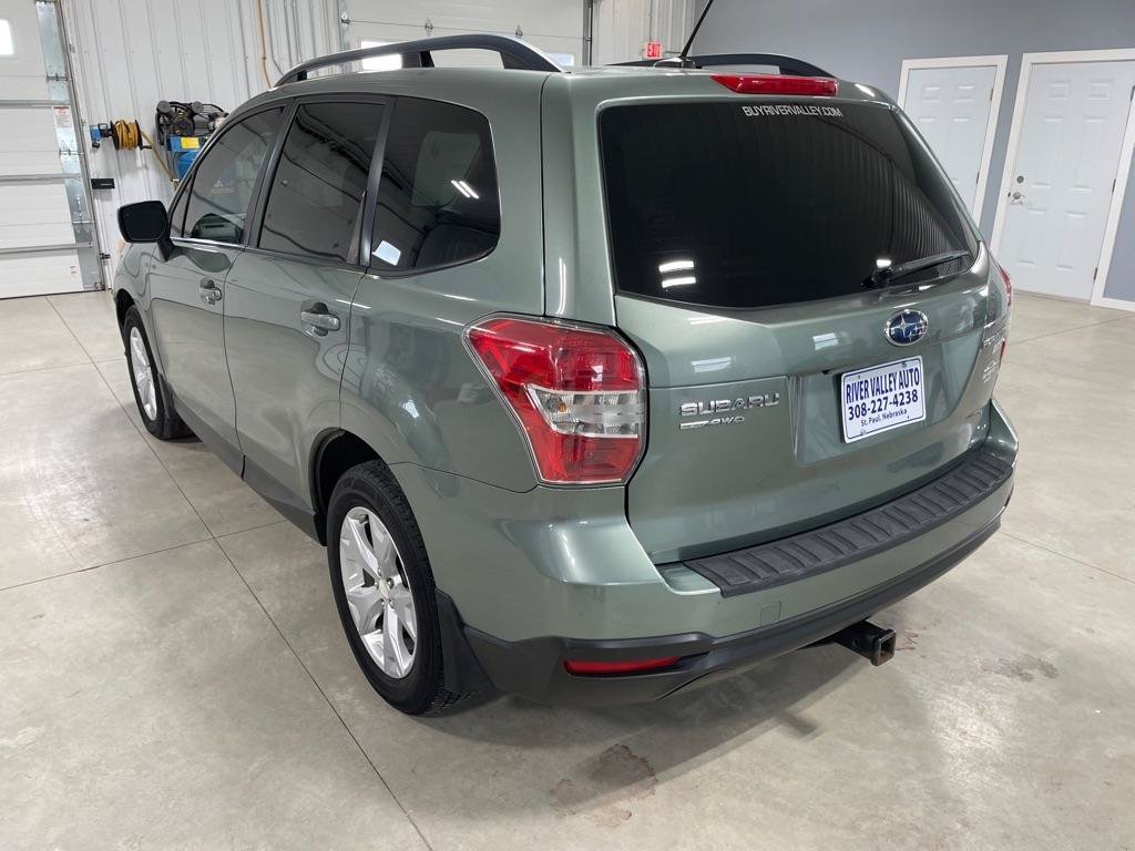 Used 2015 Subaru Forester 2.5i Premium AWD/4WD image 5