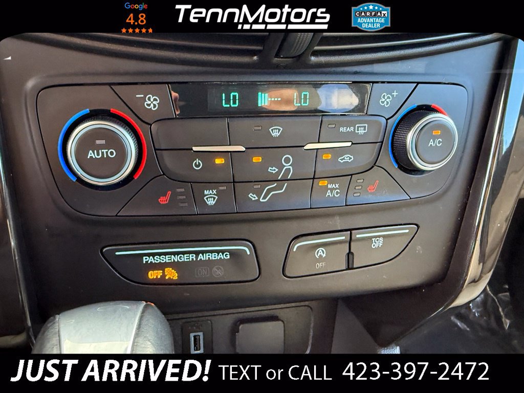 Used 2017 Ford Escape Titanium AWD/4WD image 23
