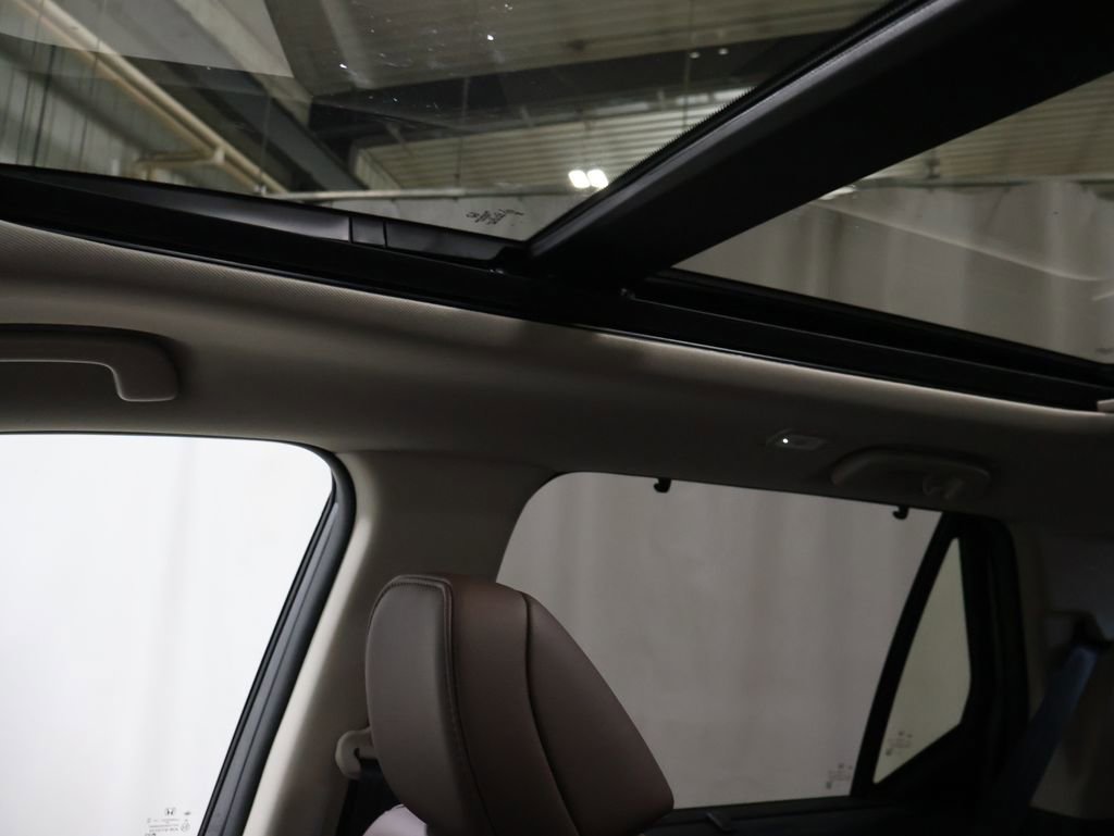 New 2026 Honda Pilot Touring image 30