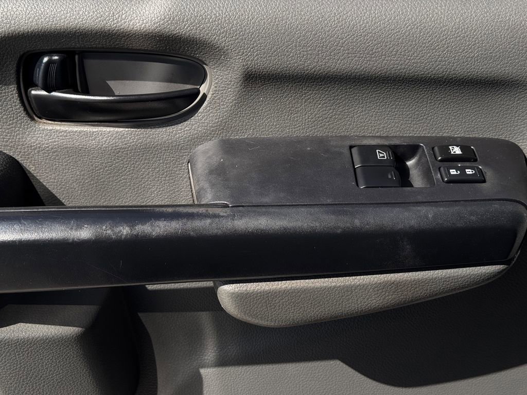 Used 2020 Nissan NV 2500 SV image 21