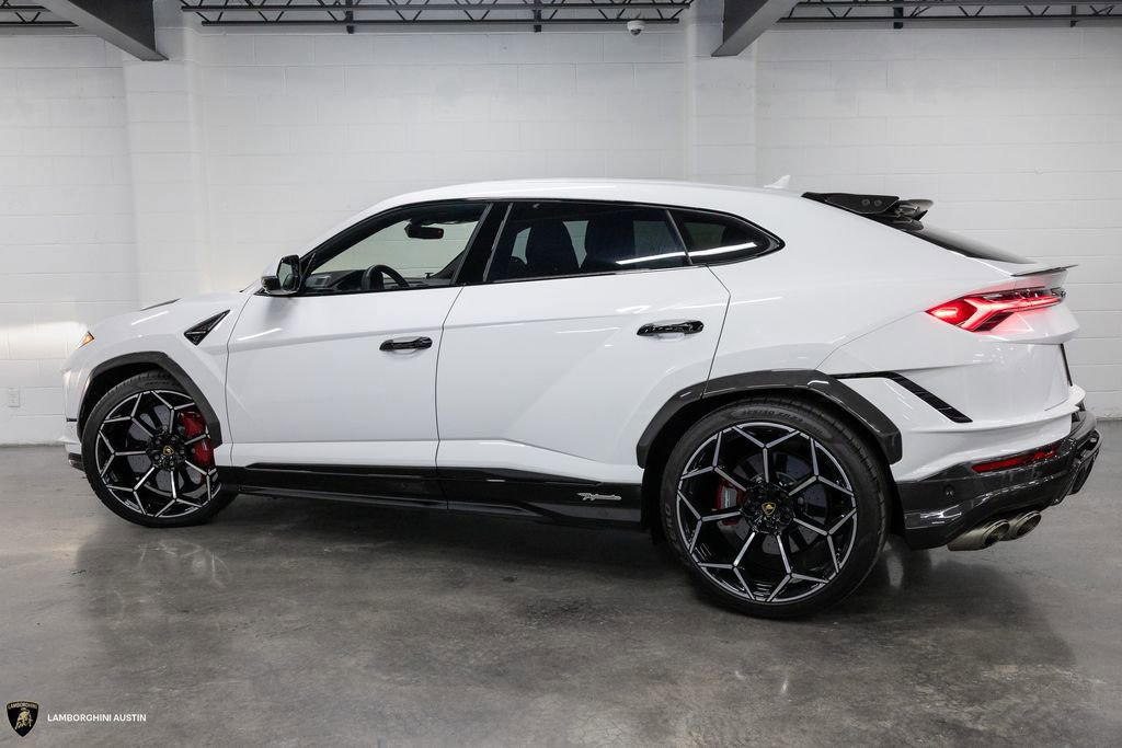 Used 2023 Lamborghini Urus Performante AWD/4WD image 11