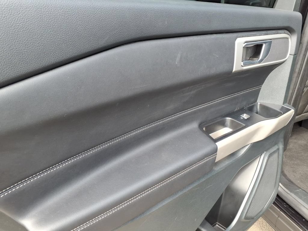 Certified 2023 Ford Explorer XLT AWD/4WD image 16