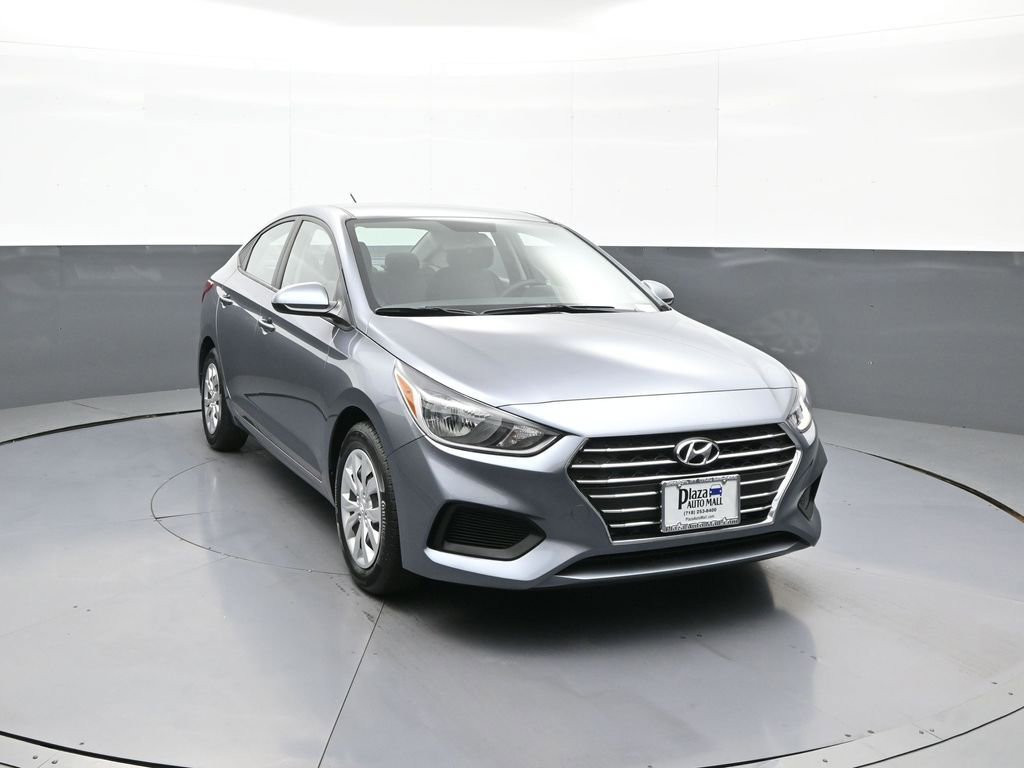 Used 2019 Hyundai Accent SE FWD image 3