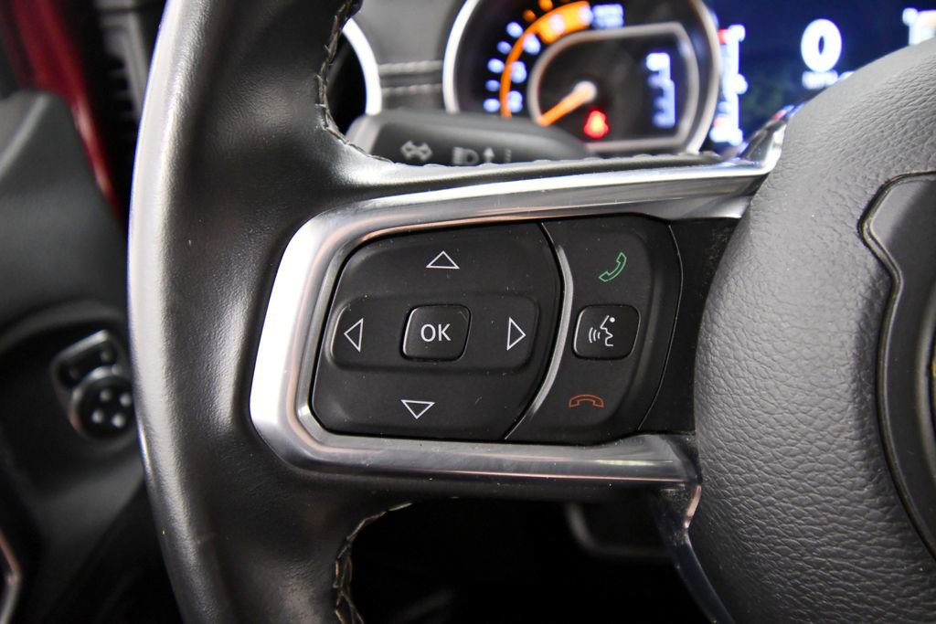 Used 2021 Jeep Wrangler Unlimited Sahara w/ Dual Top Group AWD/4WD image 20