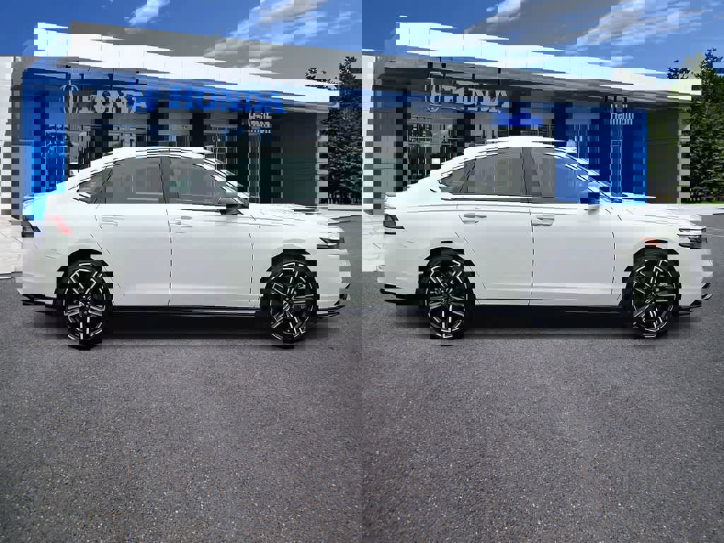 Certified 2023 Honda Accord Sport image 25