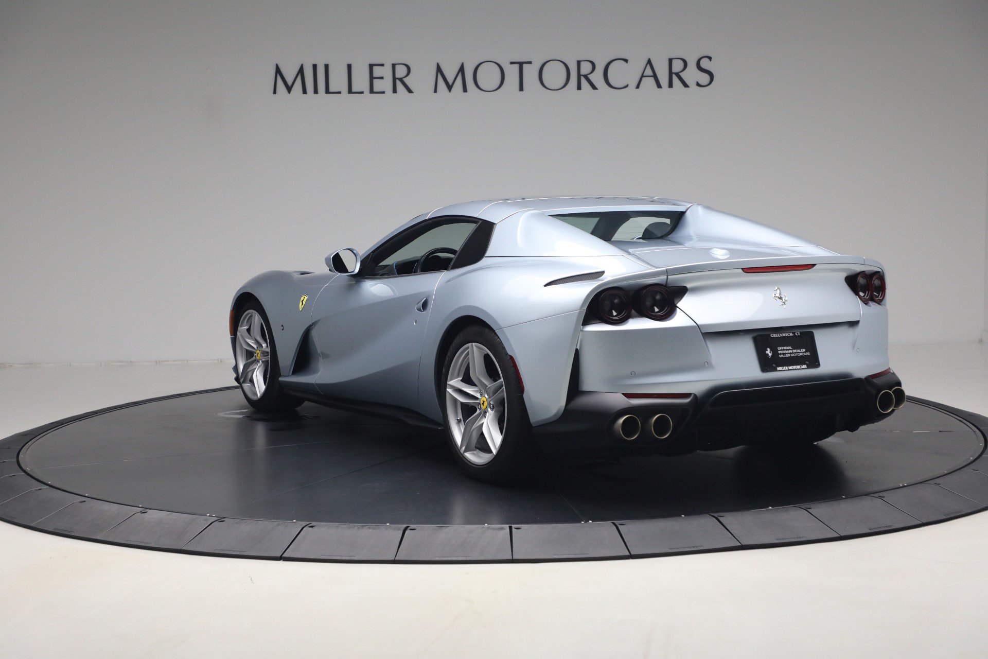 Certified 2022 Ferrari 812 GTS RWD image 28